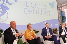 Puglia invasa dai rifiuti e flussi dalla Sicilia, Campania lavatrice d’Italia